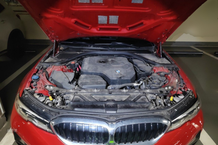 BMW 3 Series 2020 car image #22