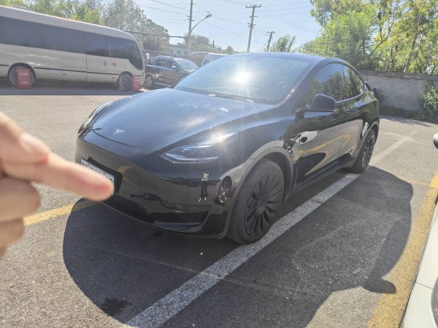 Tesla Model Y 2023 Tesla Model Y 2023 car image