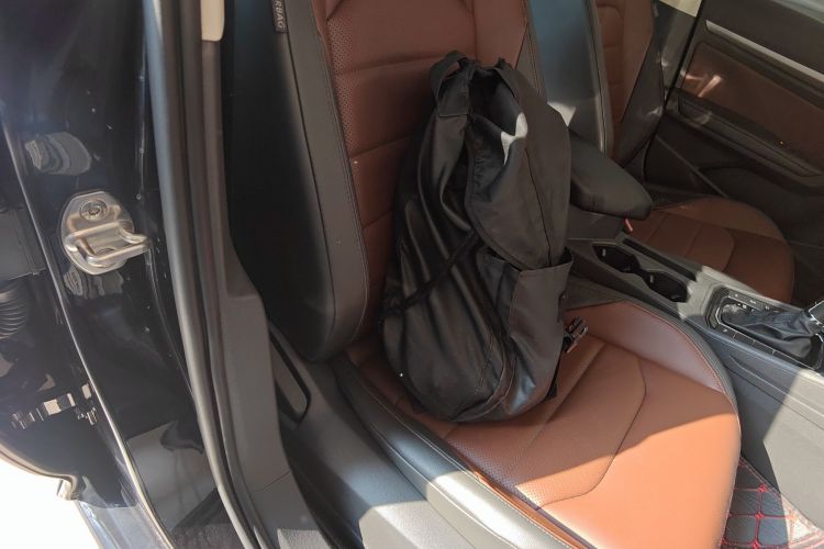 Volkswagen Lavida 2018 car image #24