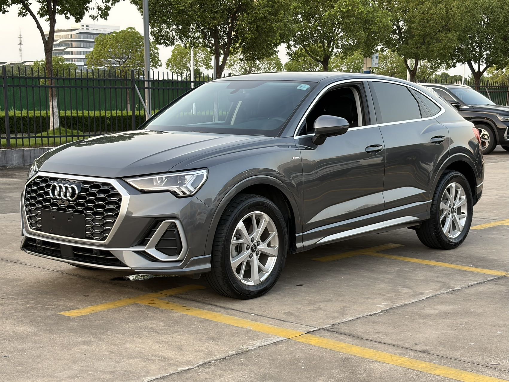 Audi Q3 2021 #2 Audi Q3 2021 car image #2