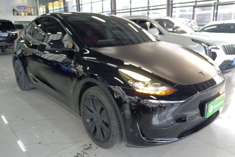 Tesla Model Y 2022 #4 Tesla Model Y 2022 immagine di auto #4