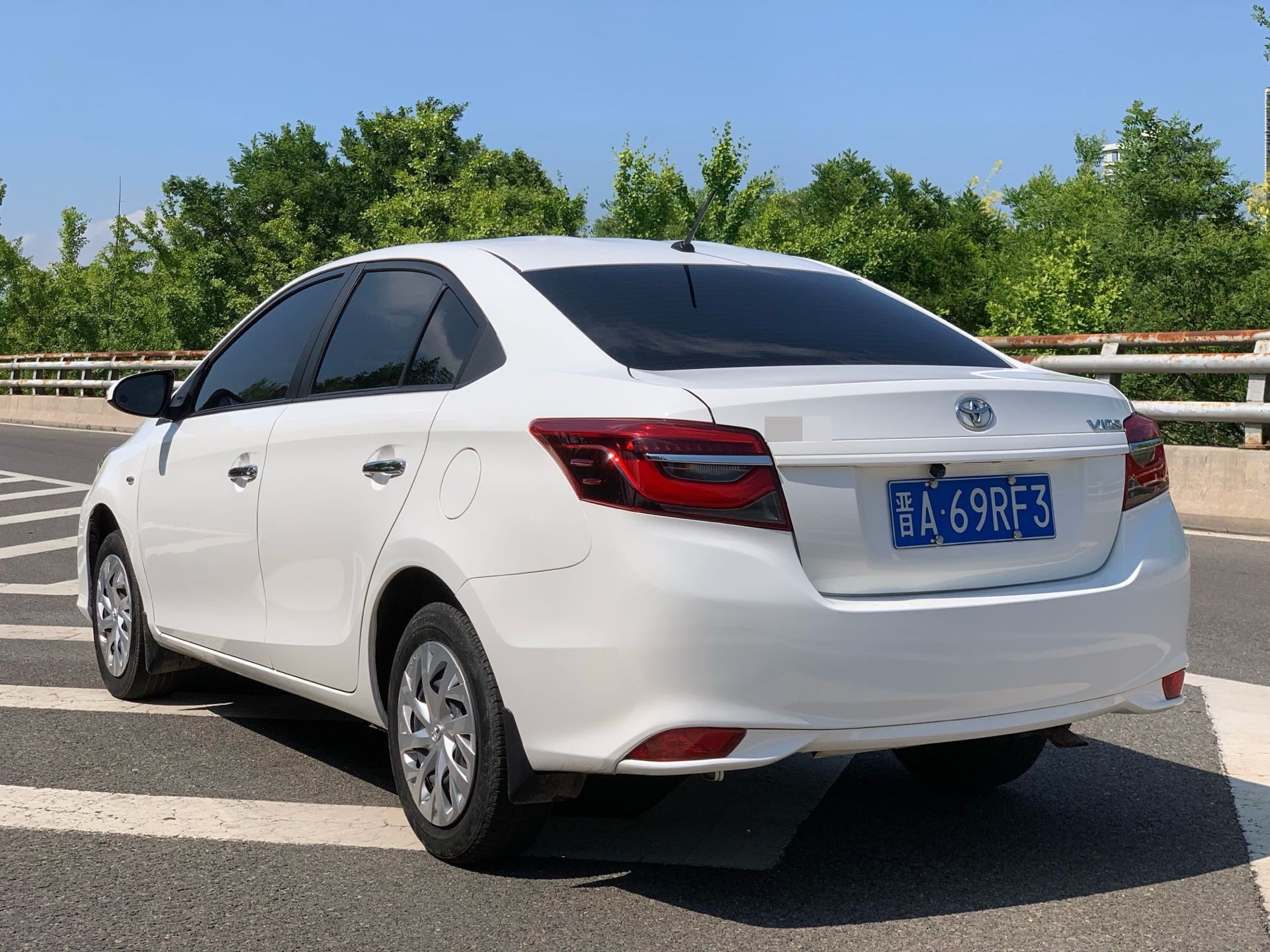 Toyota Vios 2023 immagine di auto #8