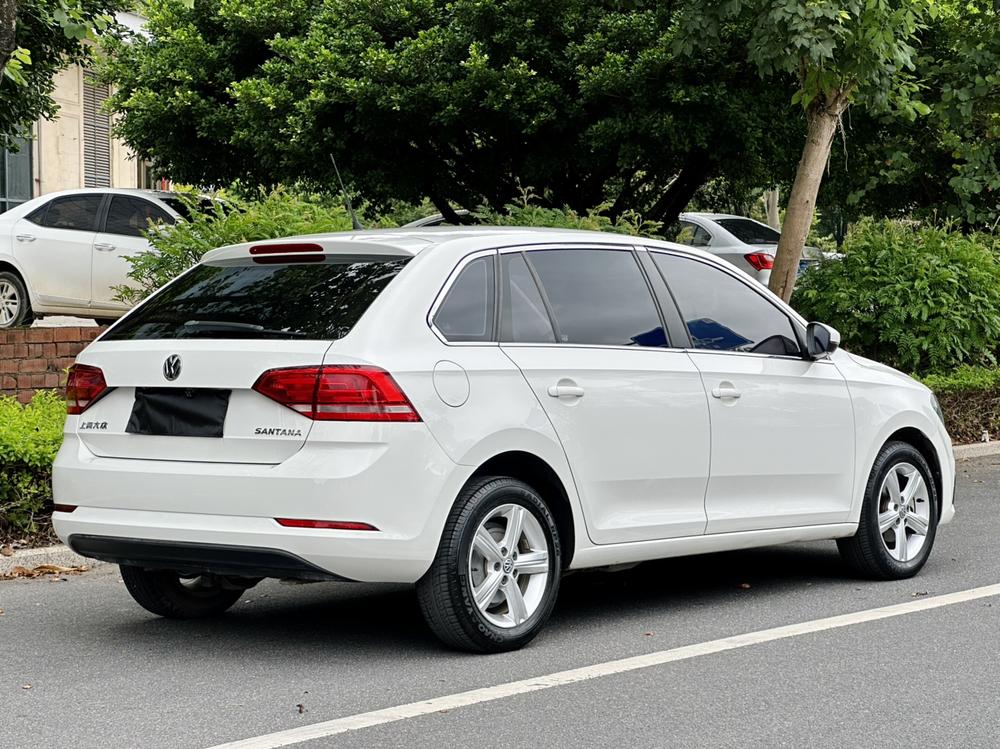 Volkswagen Santana 2016 صورة سيارة #4
