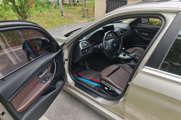 BMW 3 Series 2019 #9 BMW 3 Series 2019 immagine di auto #9