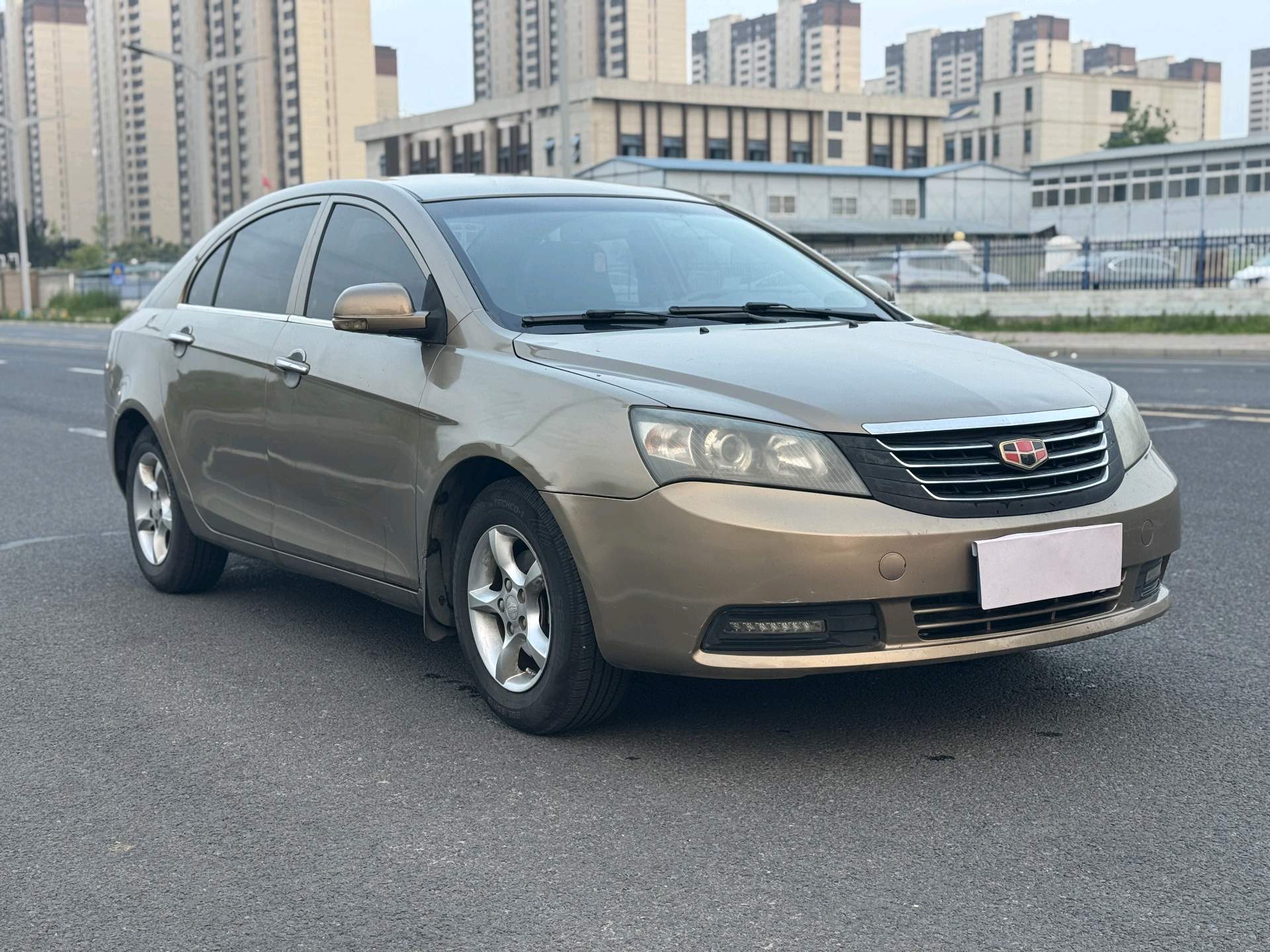 GEELY Emgrand 2014 #2 GEELY Emgrand 2014 car image #2