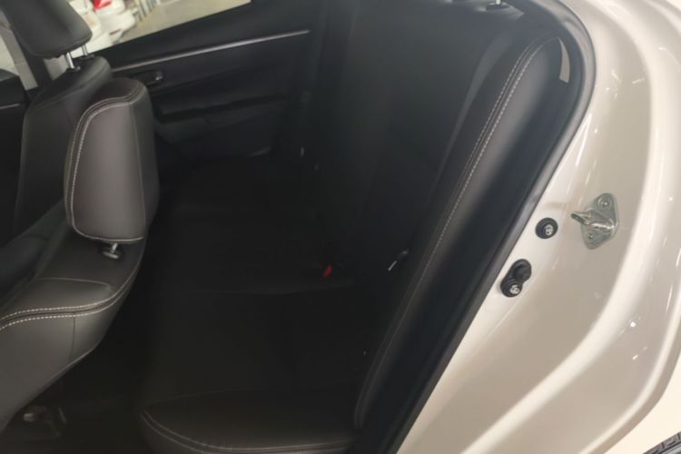 Toyota Corolla 2019 #17 Toyota Corolla 2019 car image #17