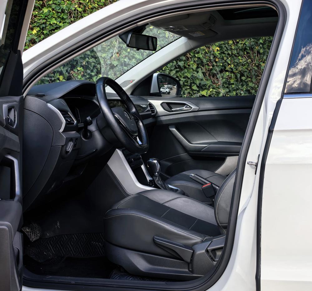 Volkswagen T-Cross 2020 car image #21