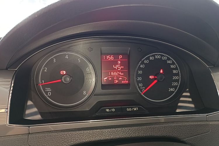 Volkswagen Santana 2018 image de voiture #12