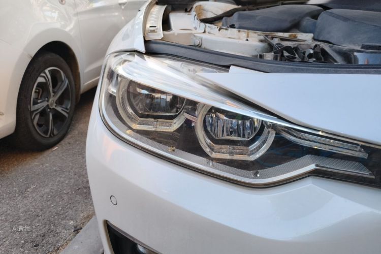 BMW 3 Series 2017 صورة سيارة #8