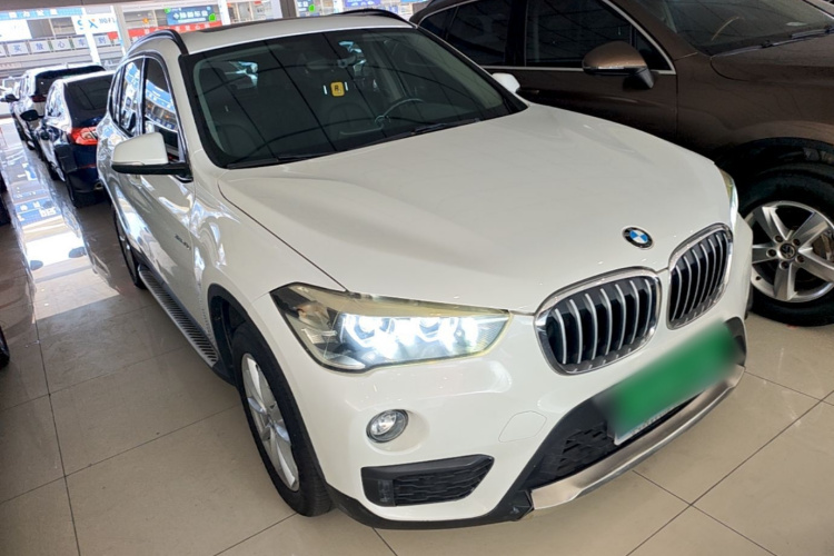 BMW X1 2018 #4 BMW X1 2018 car image #4