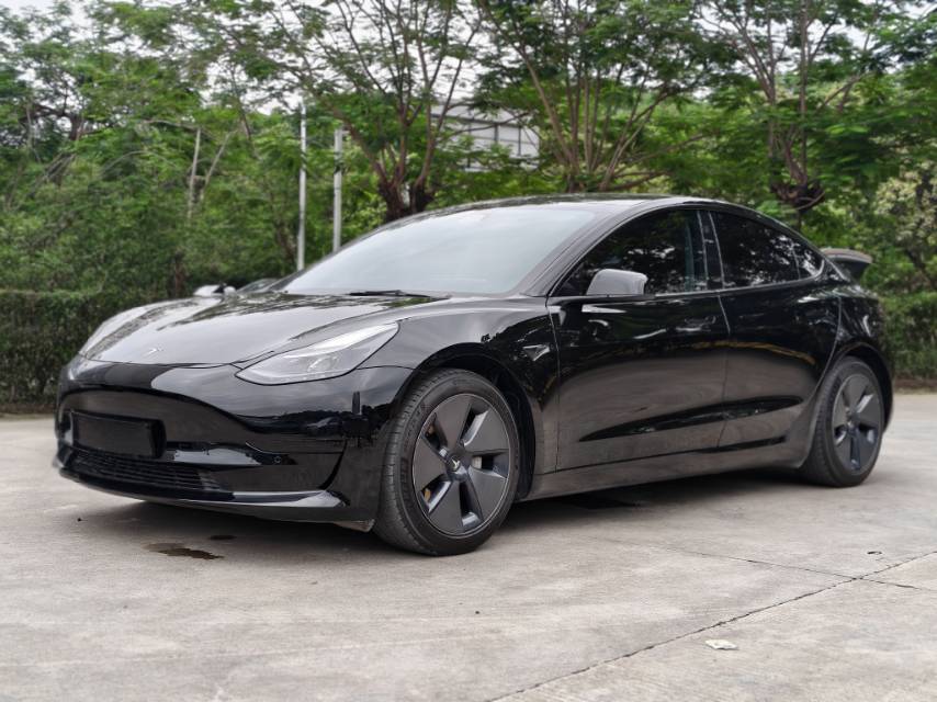 Tesla Model Y 2023 Tesla Model Y 2023 car image