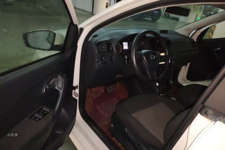 Volkswagen Polo 2016 car image #18