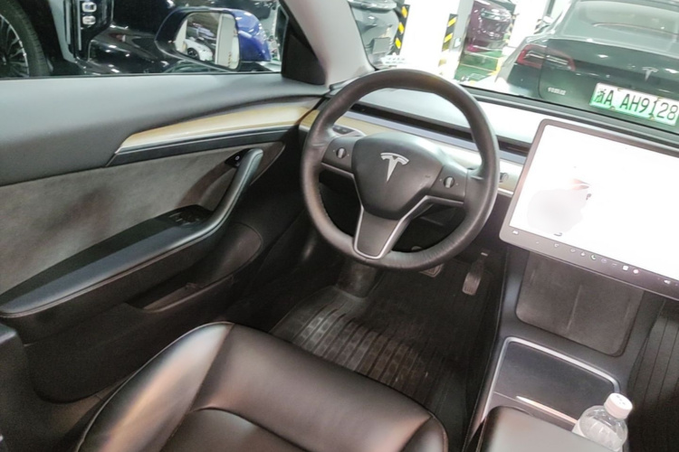 Tesla Model 3 2022 #11 Tesla Model 3 2022 car image #11