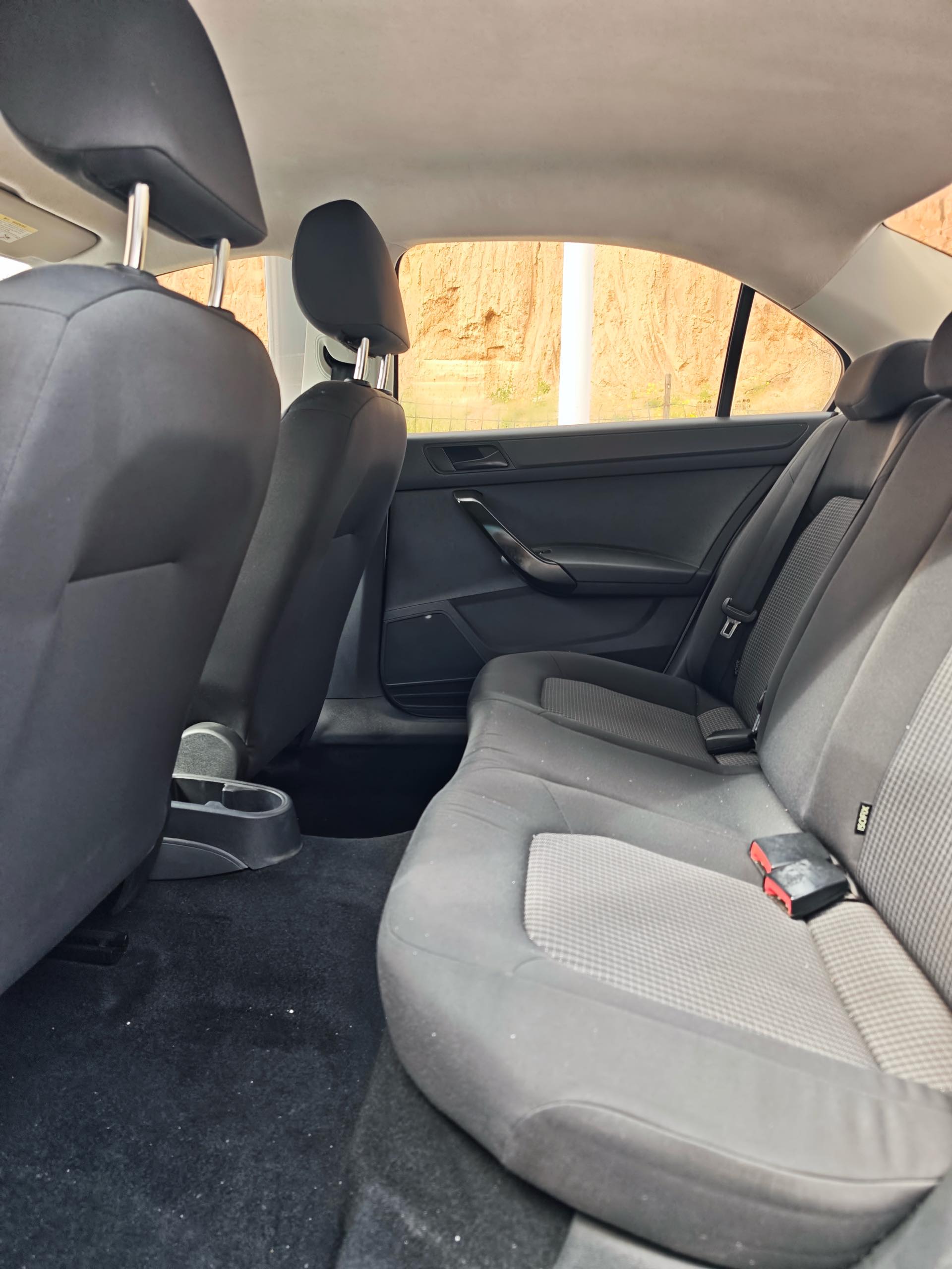 Volkswagen Santana 2018 car image #5