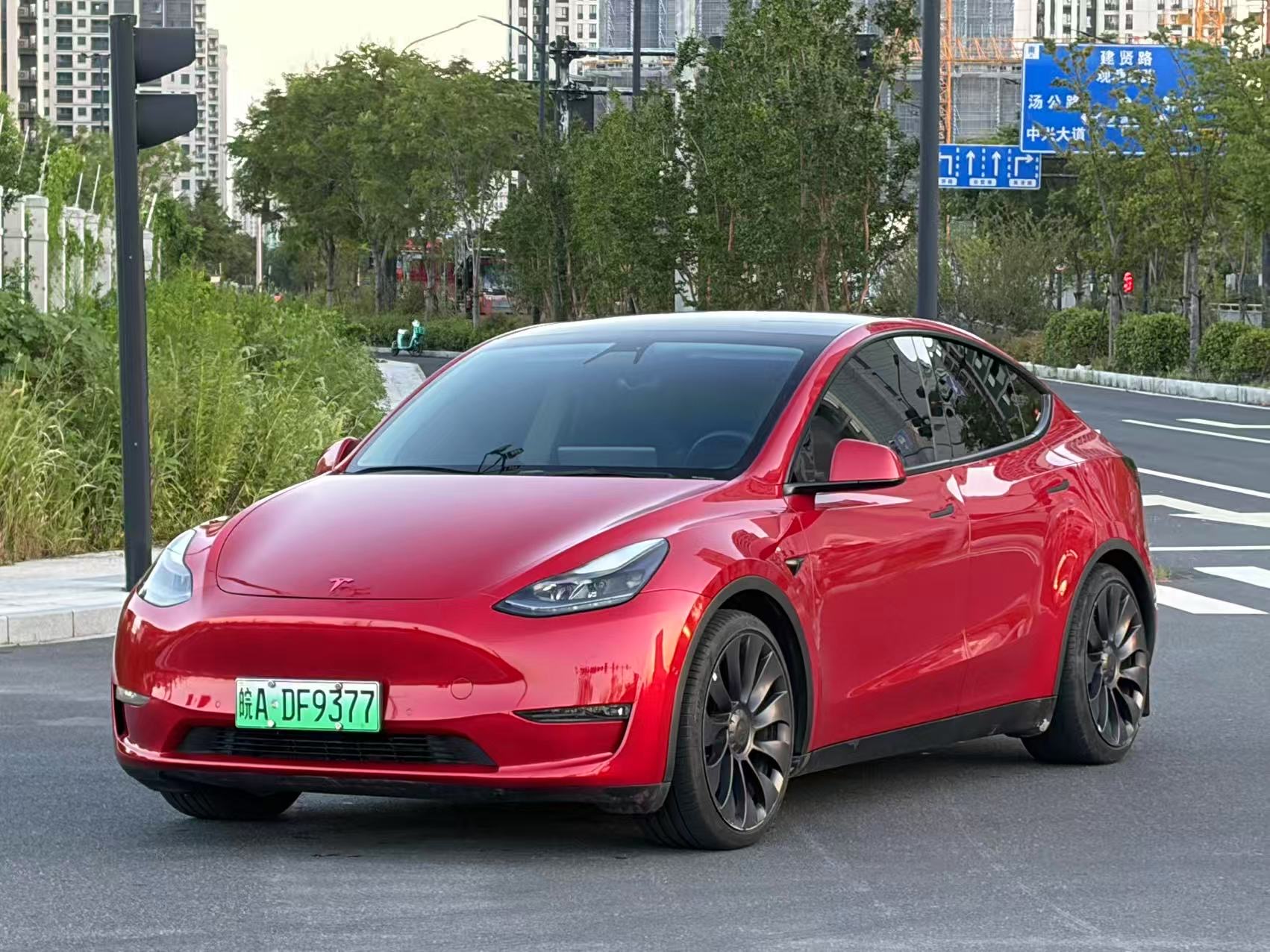 Tesla Model Y 2022 car image 