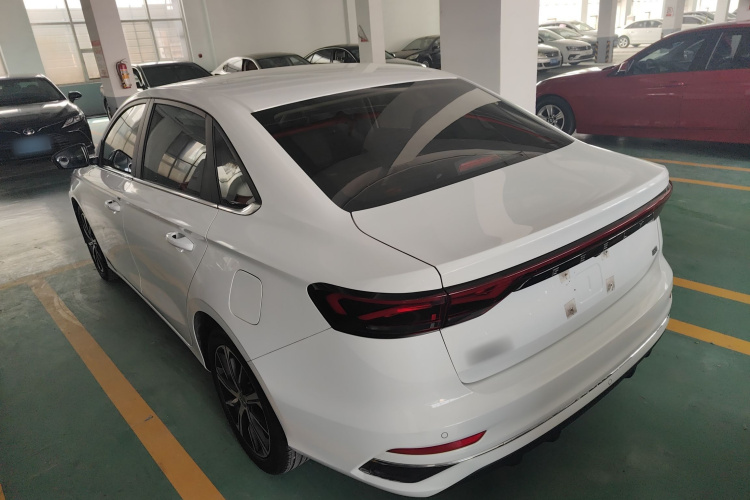 GEELY Emgrand 2022 car image #5