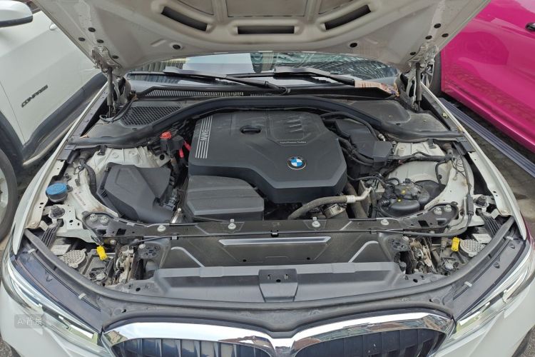 BMW 3 Series 2021 #22 BMW 3 Series 2021 car image #22