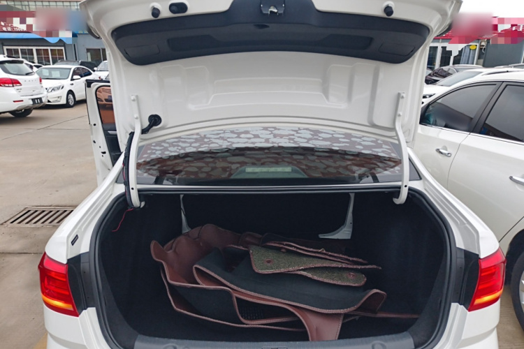 Volkswagen Lavida 2017 car image #21