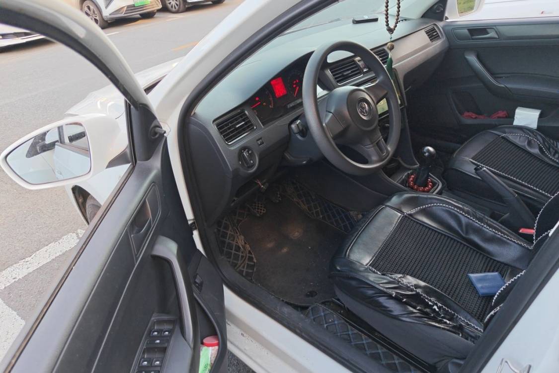 Volkswagen Santana 2018 car image #23