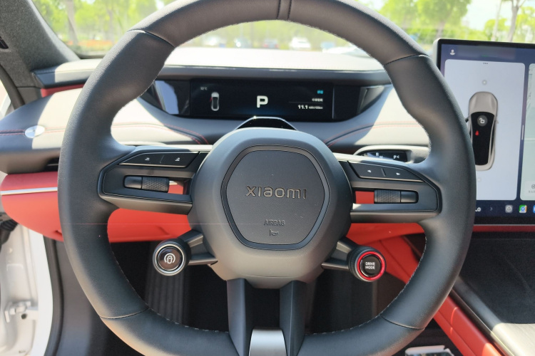 MI SU7 2024 imagen de coche #12