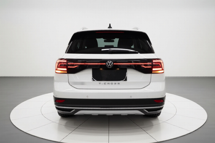 Volkswagen T-Cross 2021 immagine di auto #4