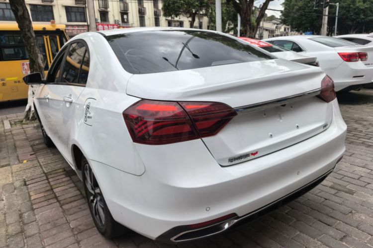 GEELY Emgrand 2019 car image #5