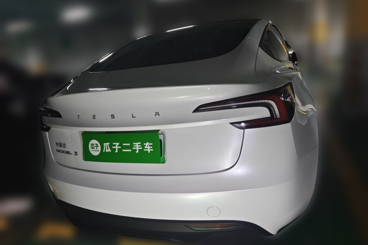Tesla Model 3 2023 #6 Tesla Model 3 2023 immagine di auto #6