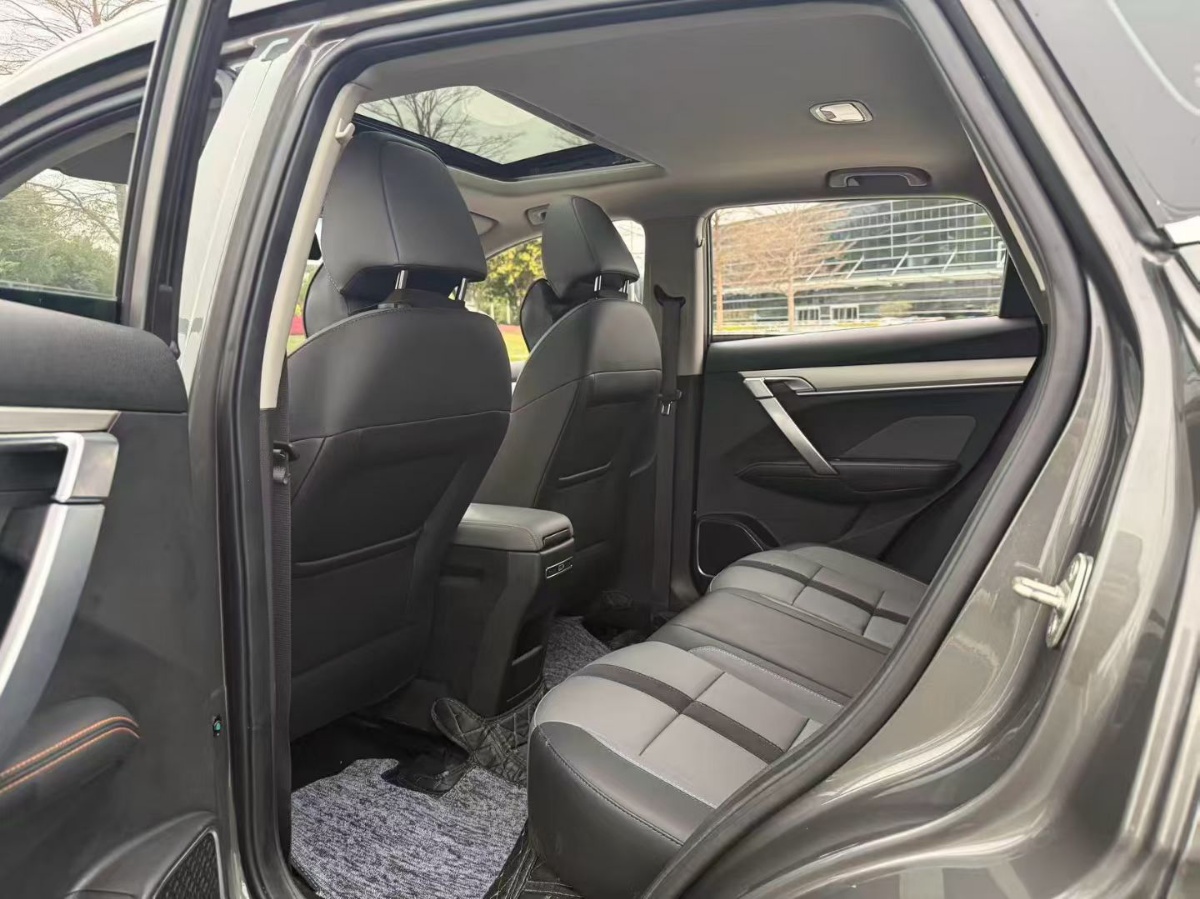 GEELY Coolray 2023 #7 GEELY Coolray 2023 car image #7
