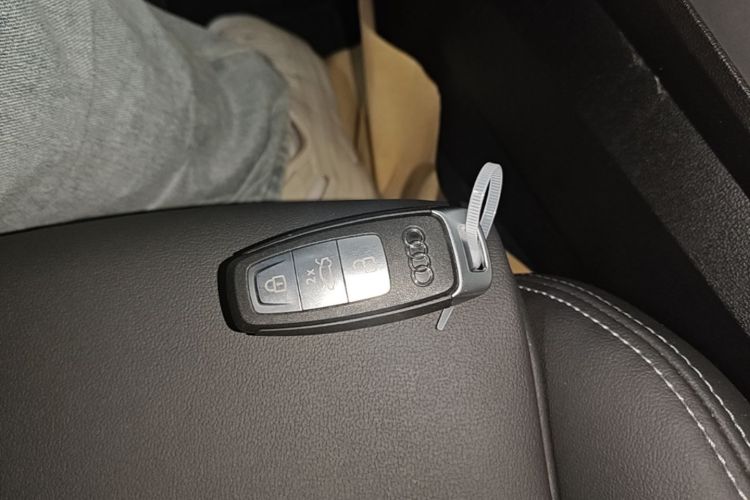Audi A3 2024 #9 Audi A3 2024 صورة سيارة #9