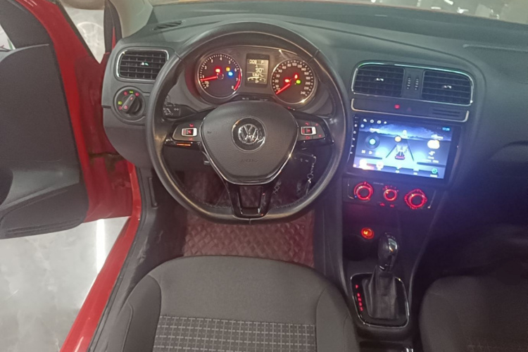 Volkswagen Polo 2016 #11 Volkswagen Polo 2016 car image #11