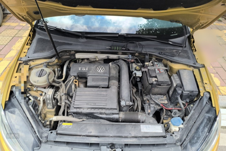 Volkswagen Golf 2018 car image #22