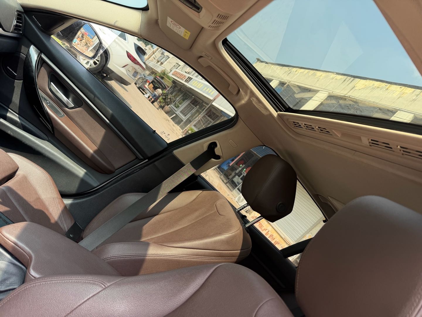 BMW 3 Series 2018 car image #7