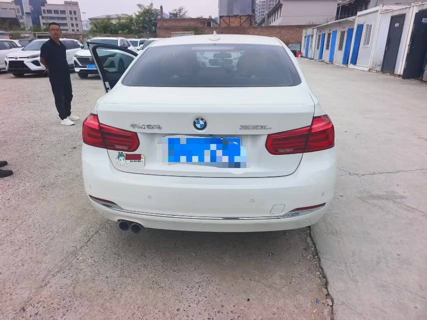 BMW 3 Series 2017 #4 BMW 3 Series 2017 car image #4