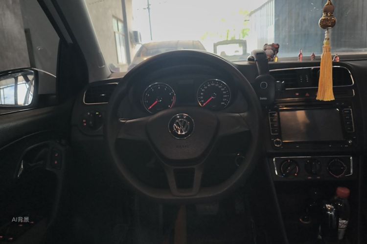 Volkswagen Polo 2015 #12 Volkswagen Polo 2015 car image #12