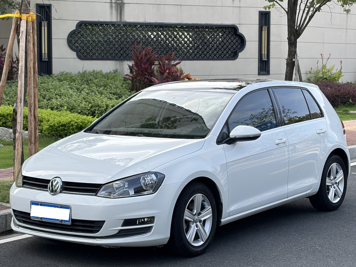 Volkswagen Golf 2016 Volkswagen Golf 2016 car image