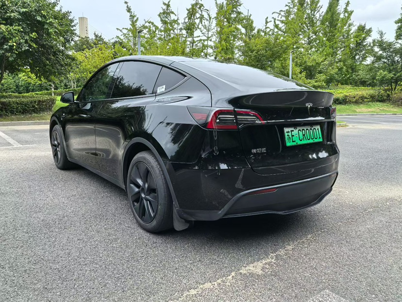 Tesla Model Y 2024 #6 Tesla Model Y 2024 immagine di auto #6