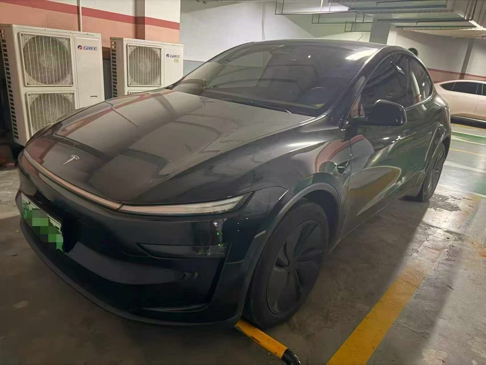 Tesla Model Y 2026 Tesla Model Y 2026 car image