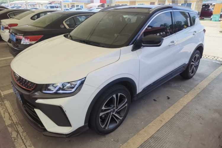GEELY Coolray 2022 immagine di auto #2