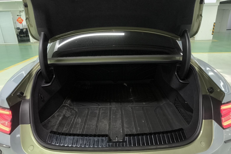 MI SU7 2025 car image #19