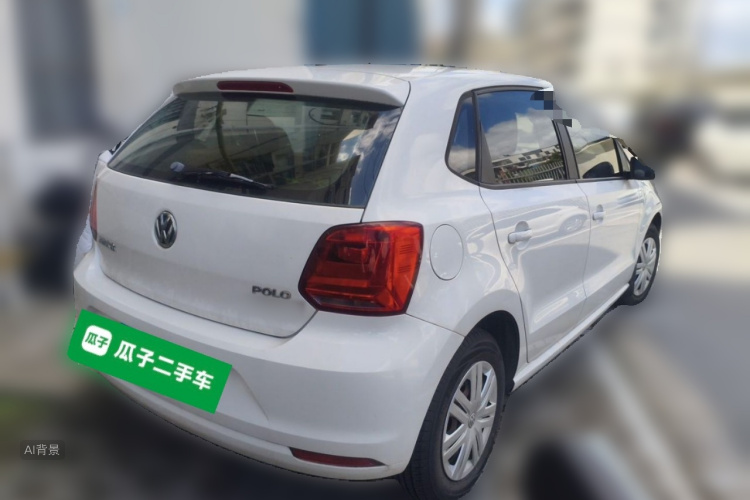 Volkswagen Polo 2015 car image #7