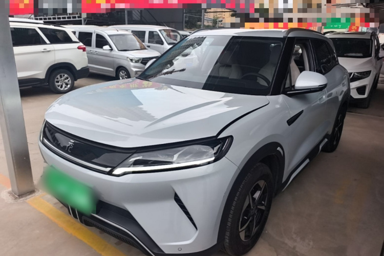BYD YuanUP 2024 #2 BYD YuanUP 2024 car image #2