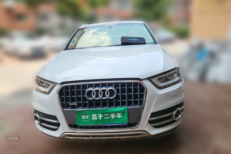 Audi Q3 2016 car image #3
