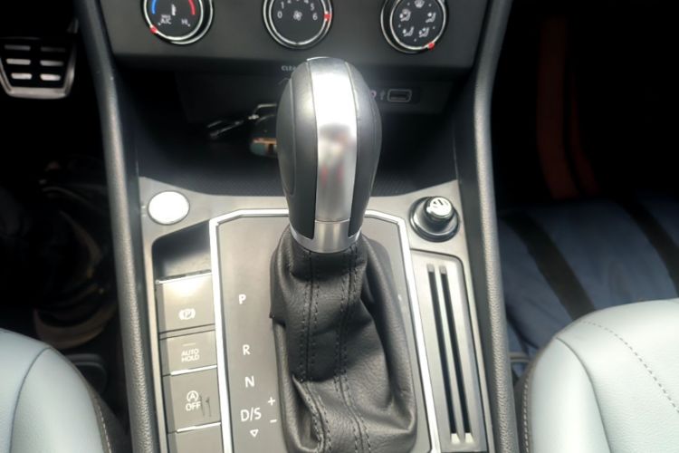 Volkswagen Lavida 2024 car image #14