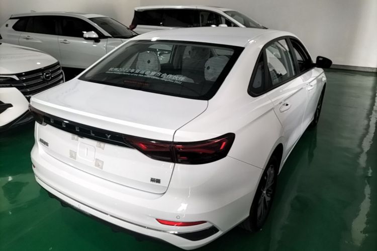 GEELY Emgrand 2026 car image #7