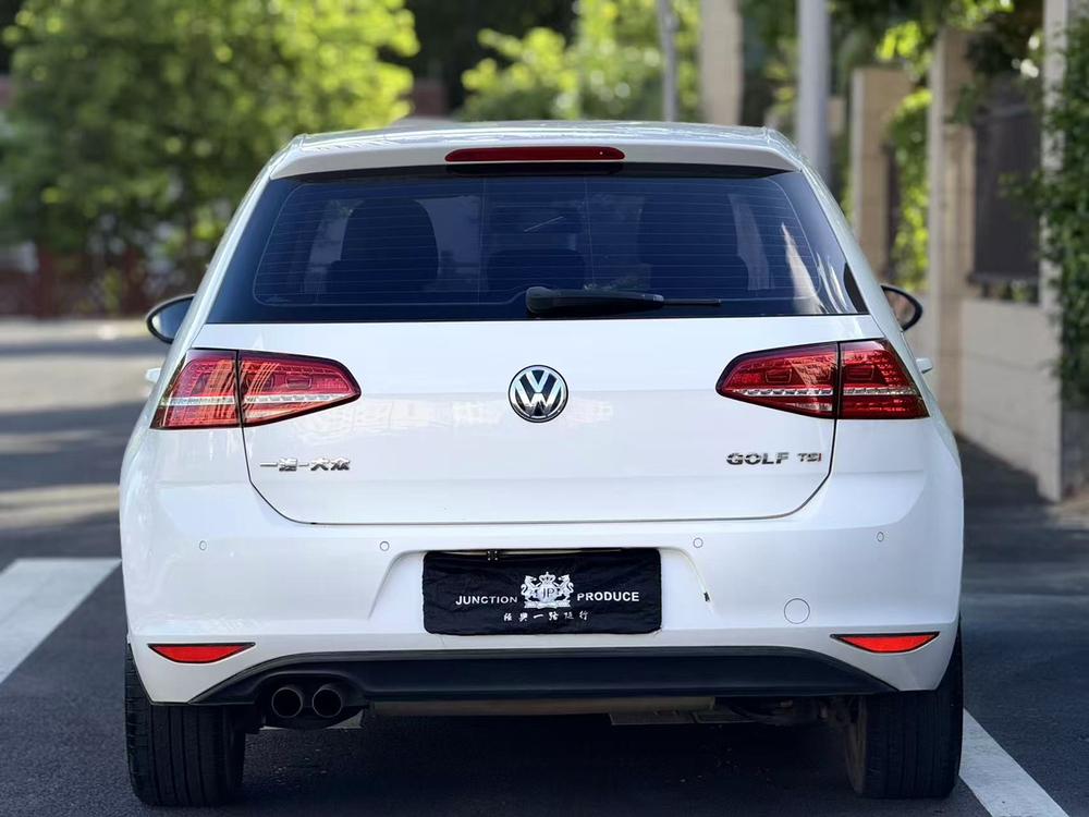 Volkswagen Golf 2015 car image #5