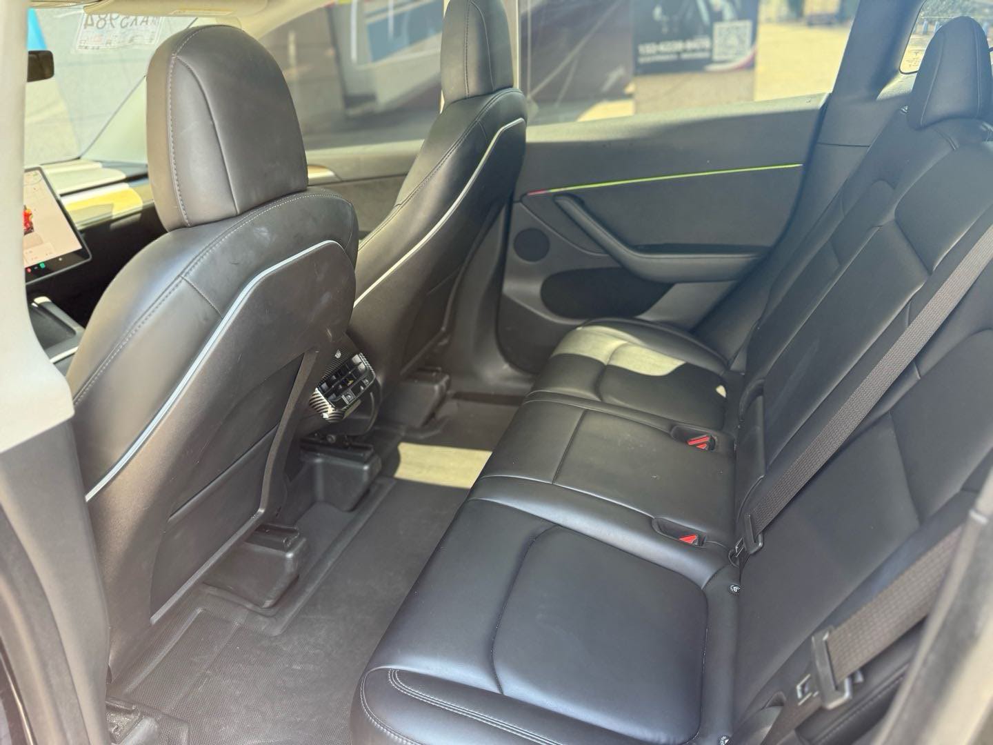 Tesla Model Y 2022 car image #7
