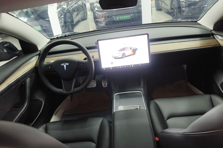 Tesla Model 3 2023 #10 Tesla Model 3 2023 car image #10