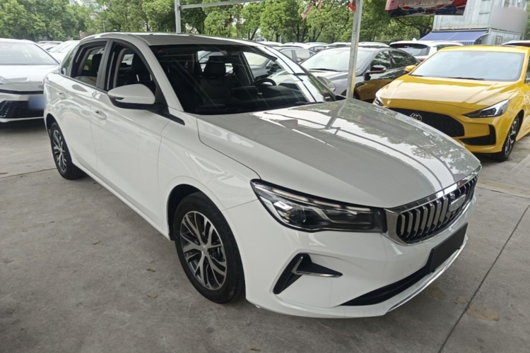 GEELY Emgrand 2025 car image #4
