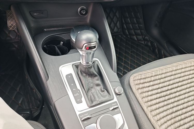 Audi A3 2019 изображение автомобиля #14
