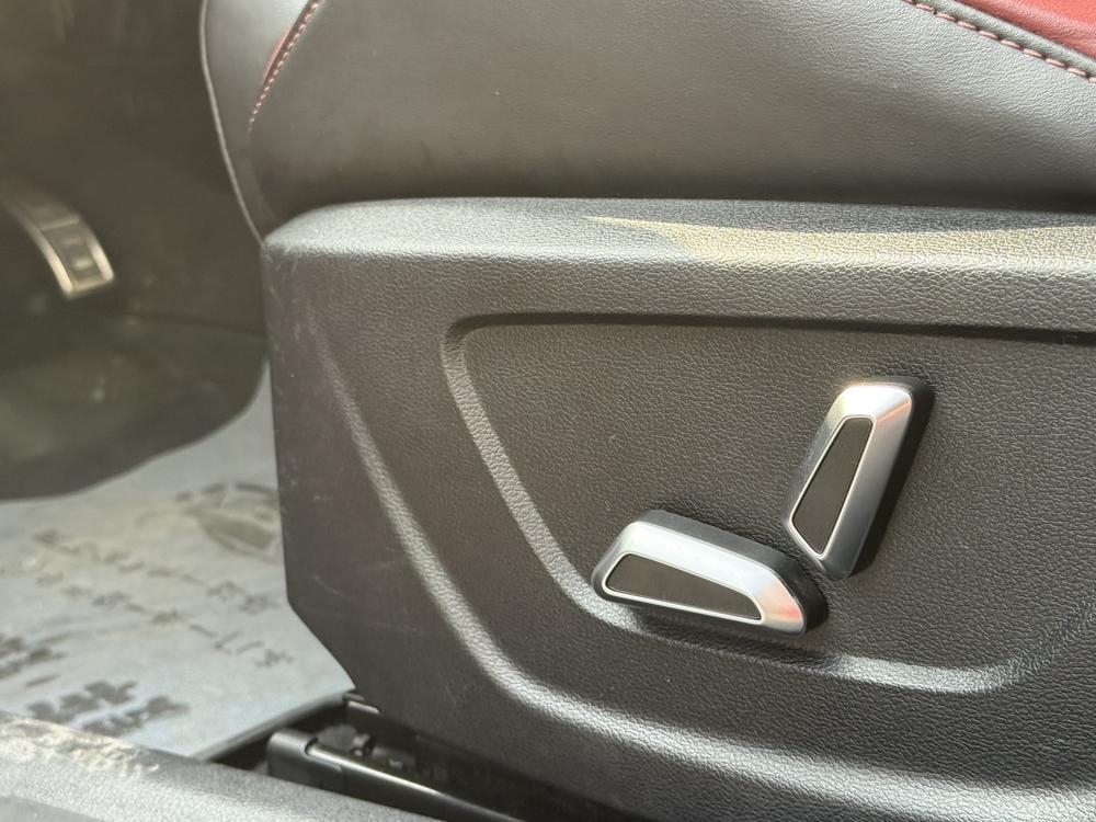 GEELY Coolray 2019 car image #10